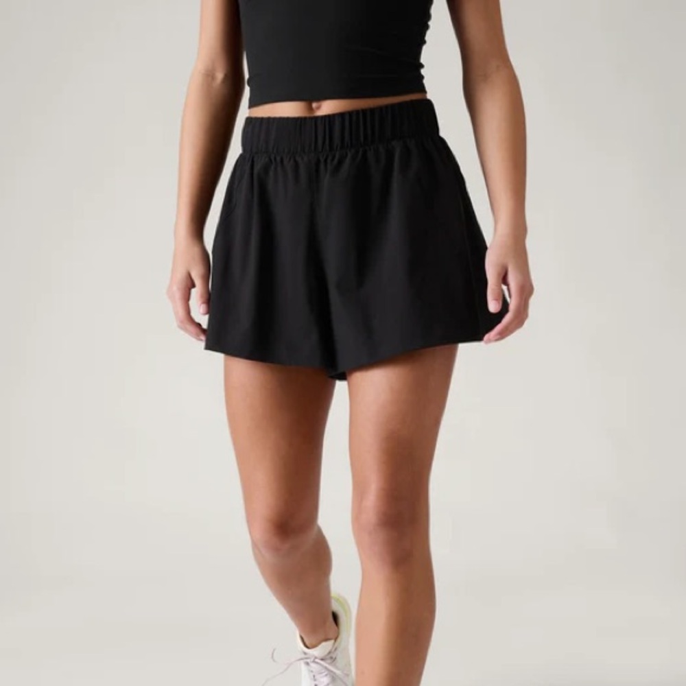Athleta Girl Go With The Flow 3" Short